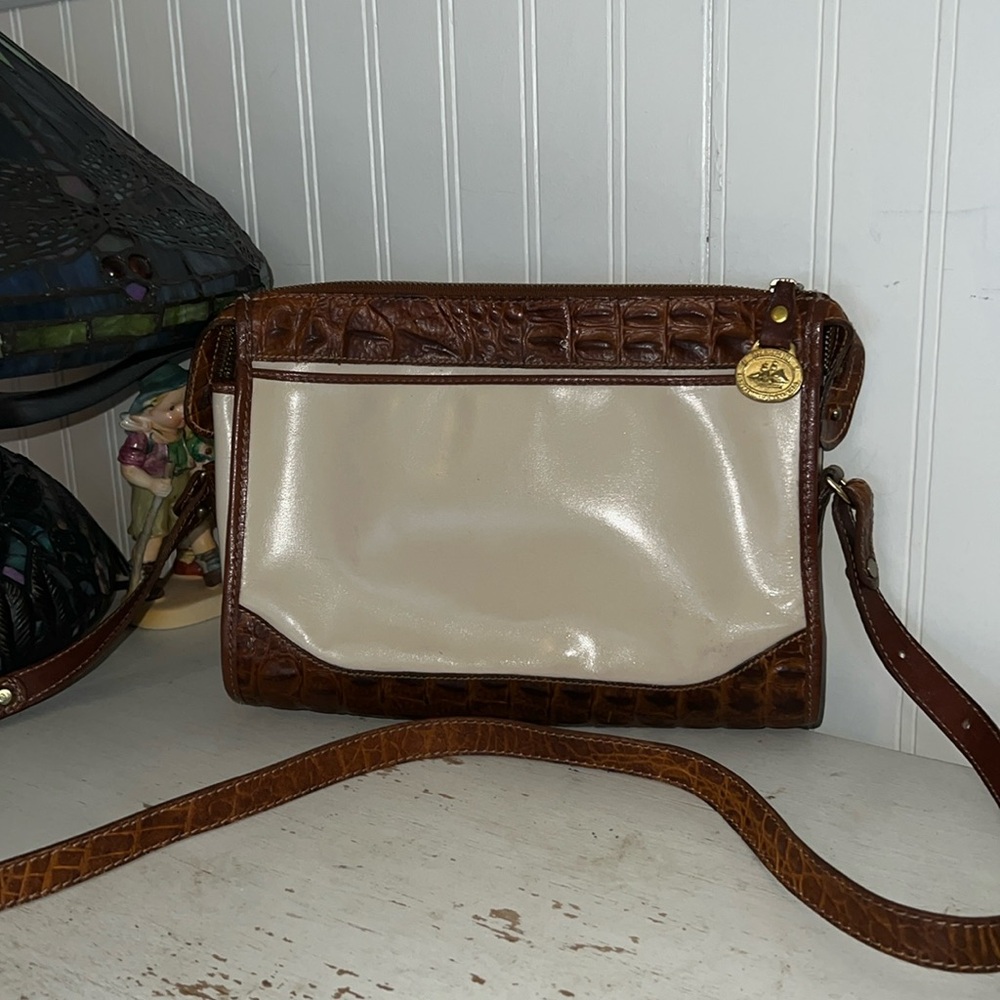 Vintage Brahmin croc embossed leather shoulder bag